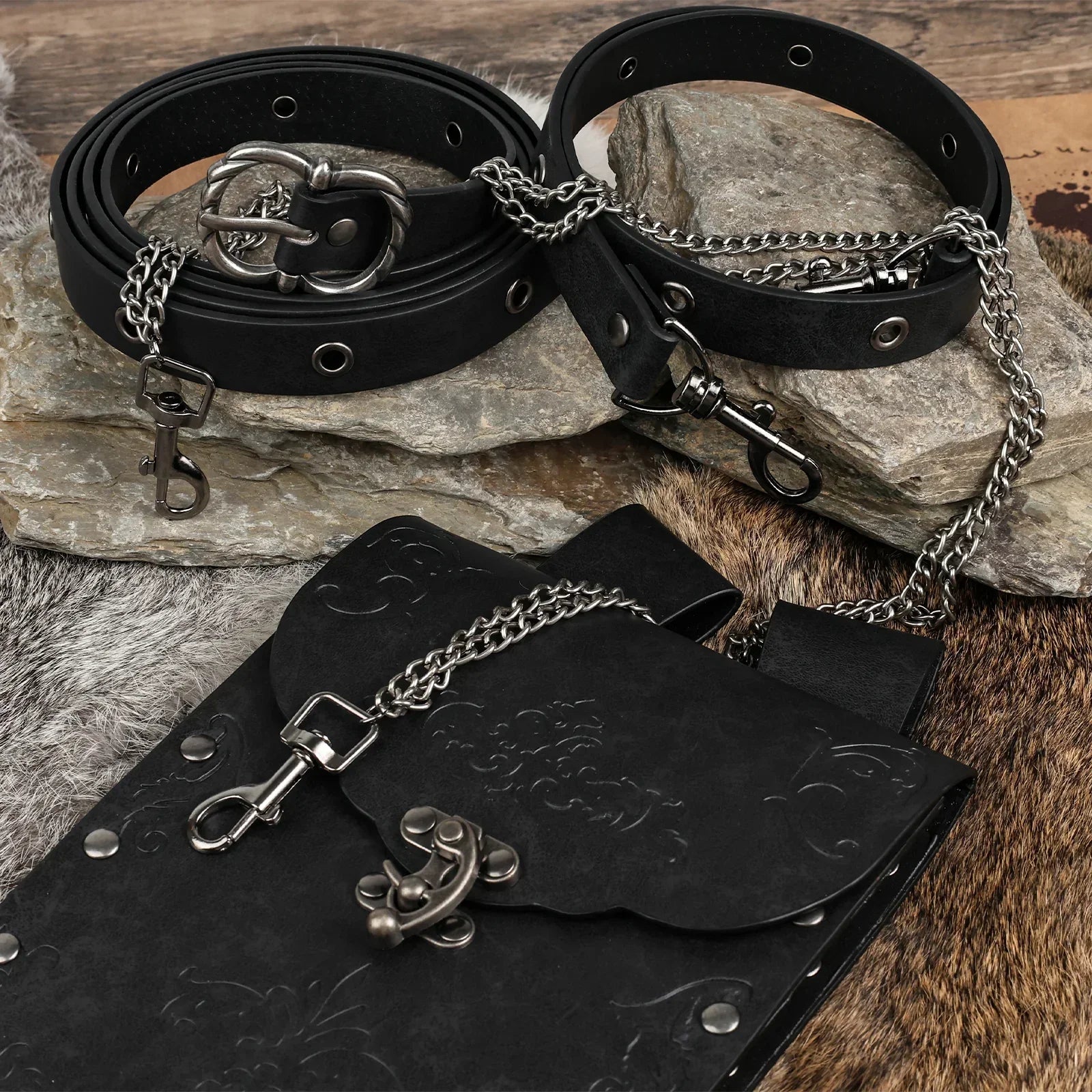 Medieval DIY Belt with Vintage Bag